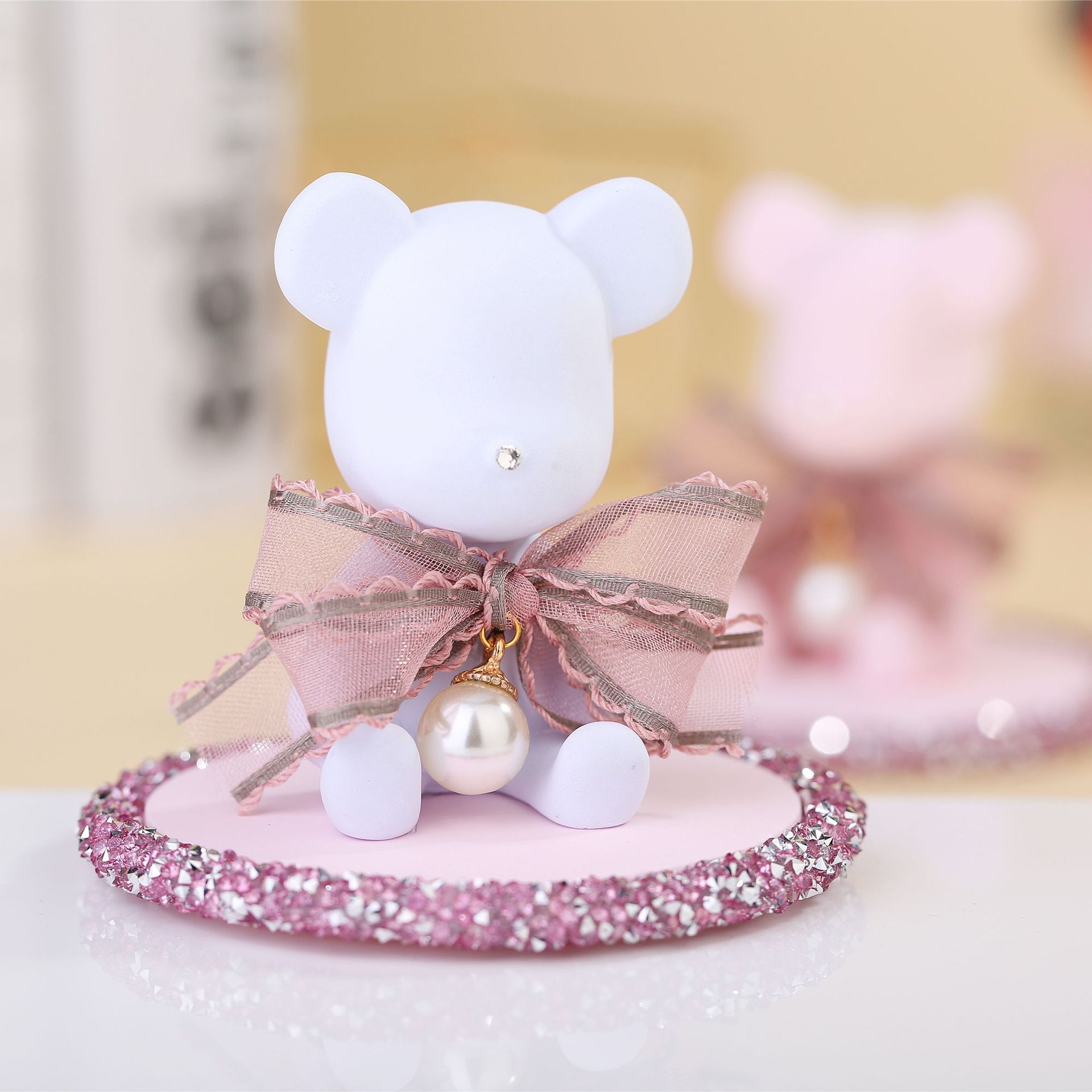 Plaster bear fragrance car set up a express cartoon bear car perfume interior