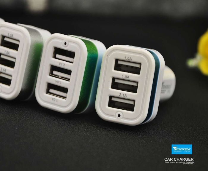 New square 3usb metal car charger USB mobile phone car charger custom logo New square 3usb metal car charger USB mobile phone car charger custom logo