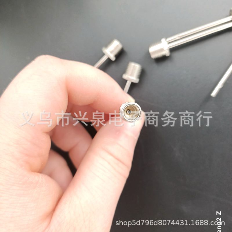 One Yuan Multi-Functional Metal Ball Football Air Inflation Needle Basketball Inflator Air Needle Boutique Inflatable Needle Accessories Wholesale One Yuan Multi-Functional Metal Ball Football Air Inflation Needle Basketball Inflator Air Needle Boutique Inflatable Needle Accessories Wholesale