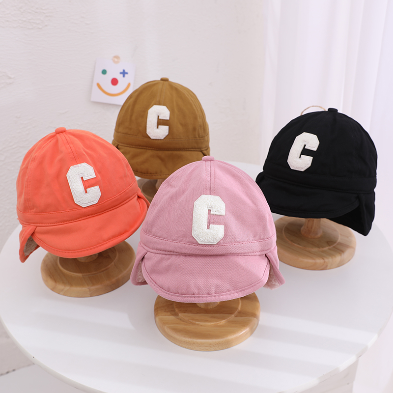 Children's Hat Winter Boys Ushanka Baby Earmuffs Hat Boys and Girls Wind-Proof Cap Warm Hat