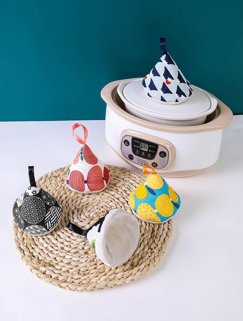 Japanese Style Cute Triangle Anti-Scald Pot Cap Pot Handle Covers Kitchen Pan Handle Casserole Enamel Pot Cast Iron Pot Heat Insulation Gloves