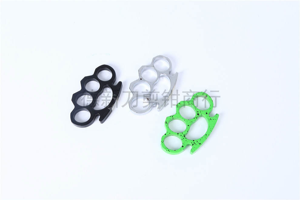 Tiger Finger Boxing Gloves Four-Finger Legal Self-Defense Weapon Hand Chapelet Ring Defense Fighting Supplies Hand Buckle Finger Holder Tiger Finger Boxing Gloves Four-Finger Legal Self-Defense Weapon Hand Chapelet Ring Defense Fighting Supplies Hand Buckle Finger Holder