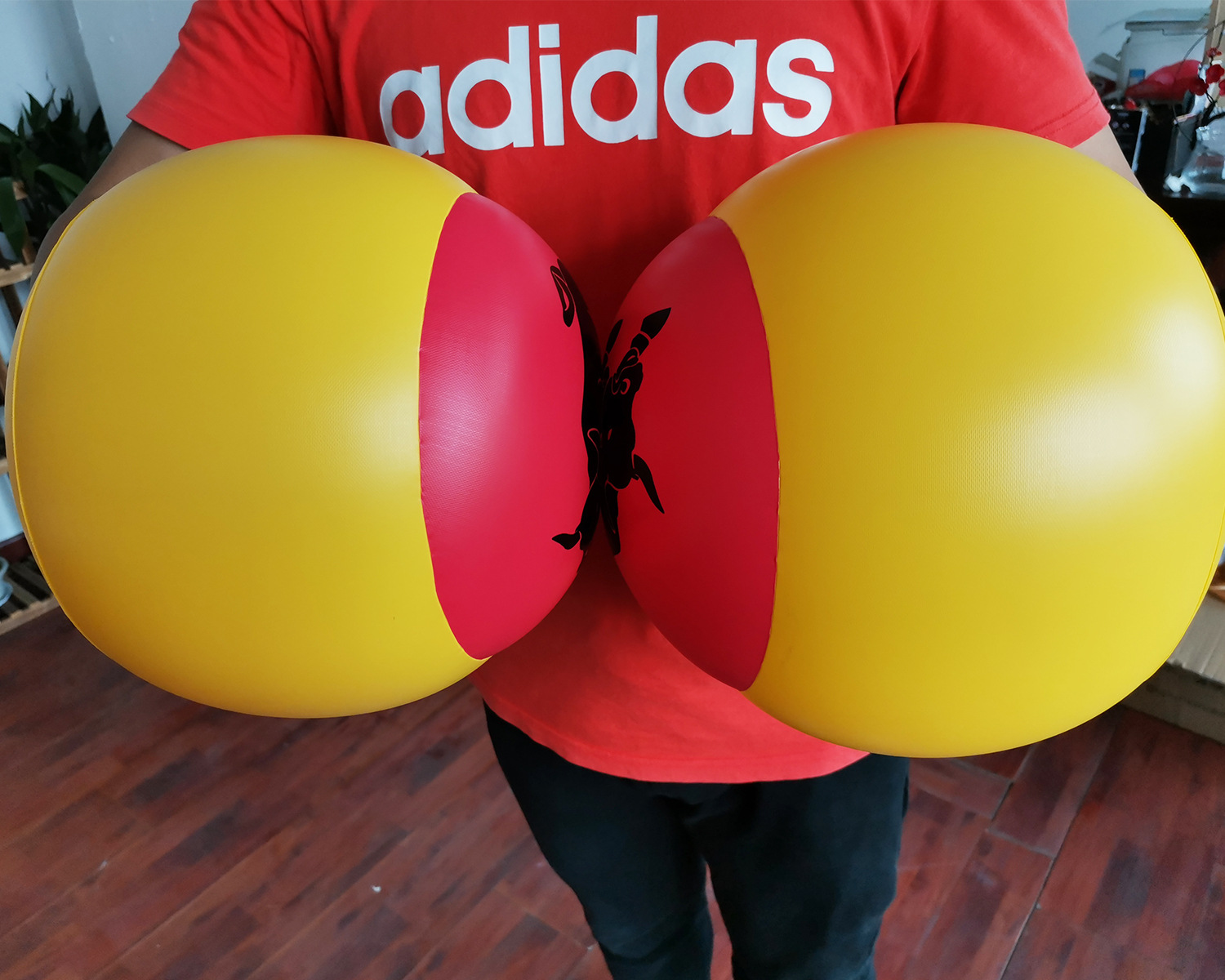 Boxing Inflatable Boxing Gloves Wholesale New Inflatable Boxing Column Sandbag Adapter Gloves PVC Inflatable Gloves Boxing Inflatable Boxing Gloves Wholesale New Inflatable Boxing Column Sandbag Adapter Gloves PVC Inflatable Gloves
