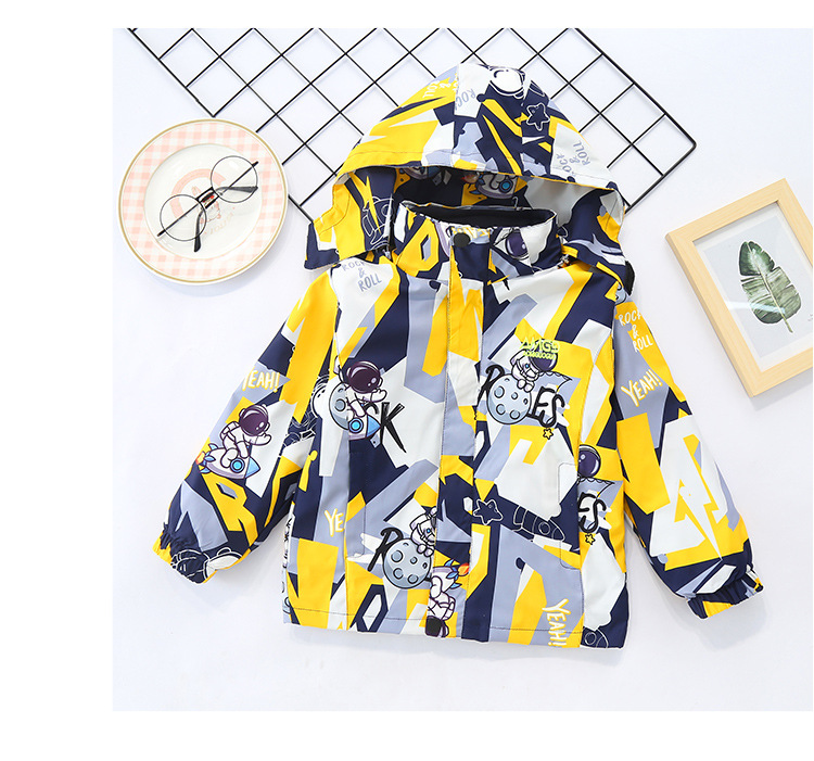 Children's Clothing Boys' Autumn Outdoor Jacket Coat 2021 New Children's Autumn and Winter Detachable Three-in-One Outdoor Jacket Coat