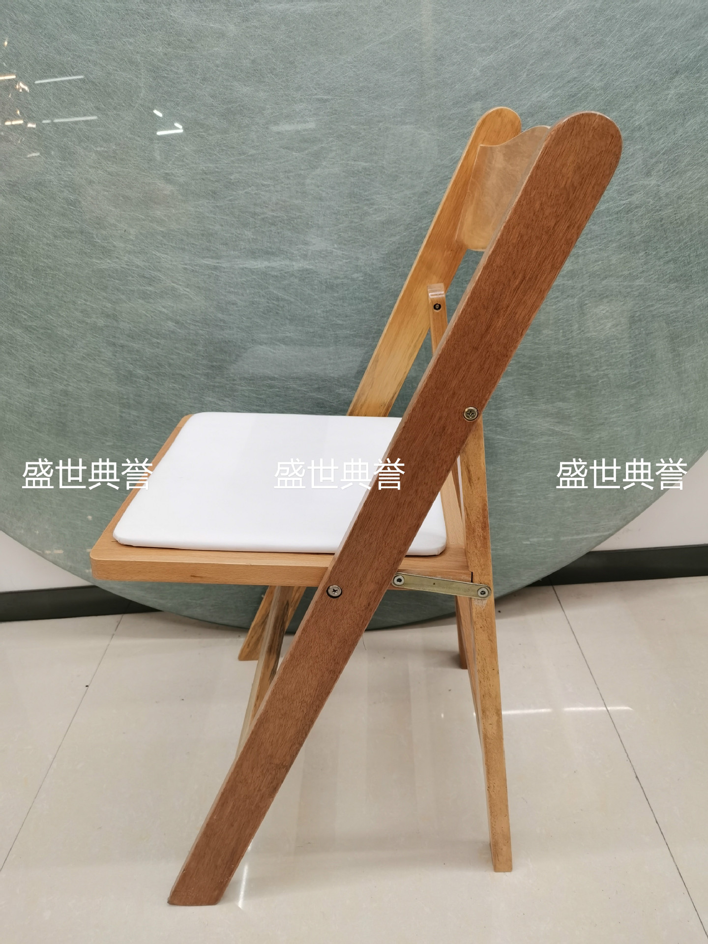 Outdoor folding chair Outdoor wedding solid wood folding chair banquet party white chair