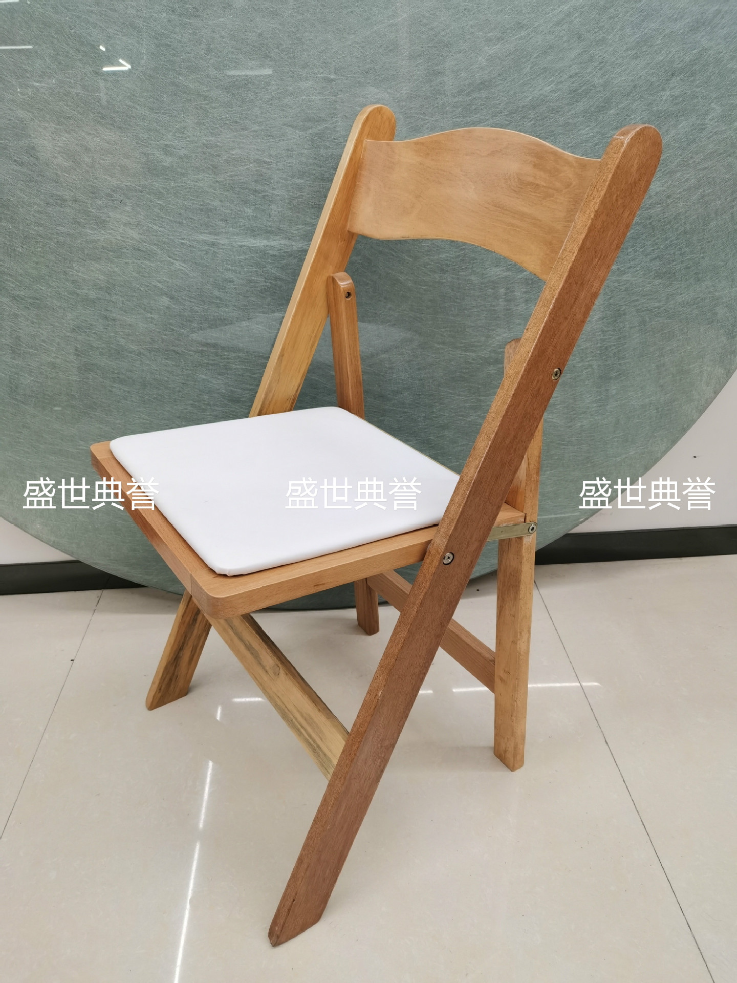 Outdoor folding chair Outdoor wedding solid wood folding chair banquet party white chair