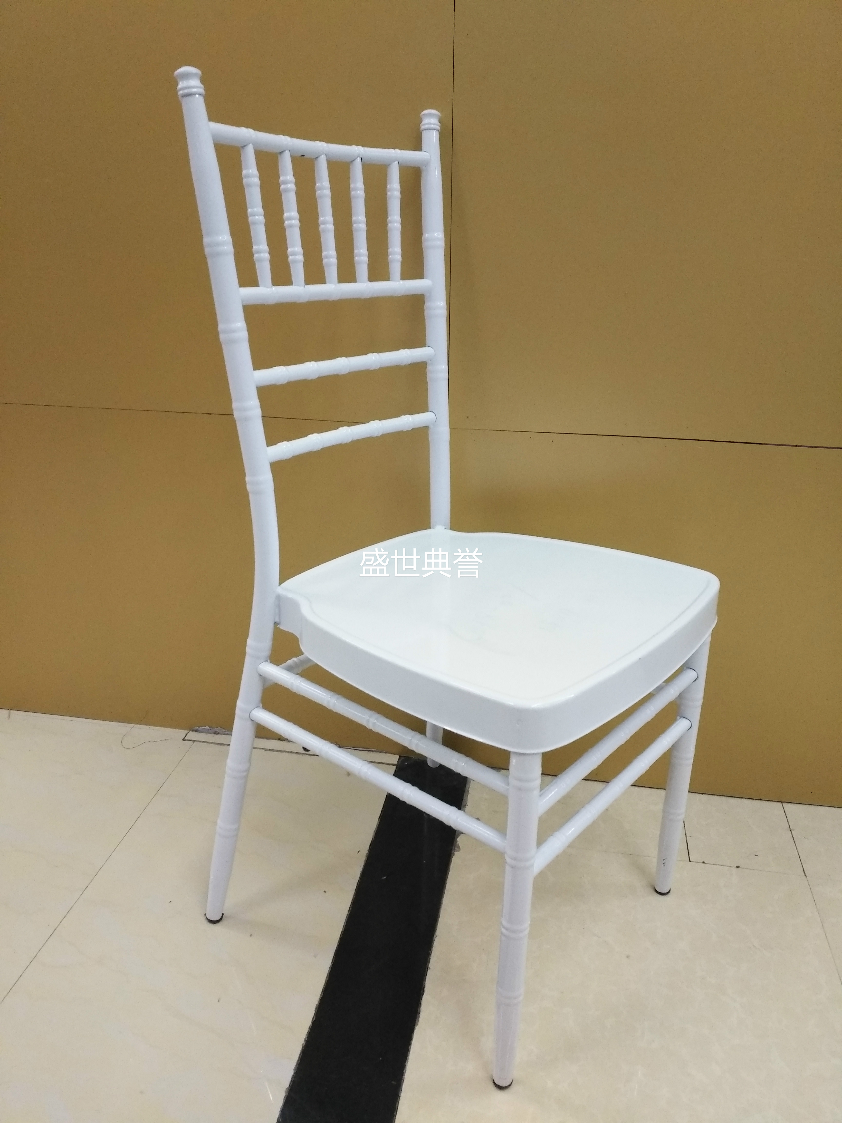 Tianjin banquet center bamboo chair wedding banquet metal folding chair foreign trade outdoor wedding party dining chair