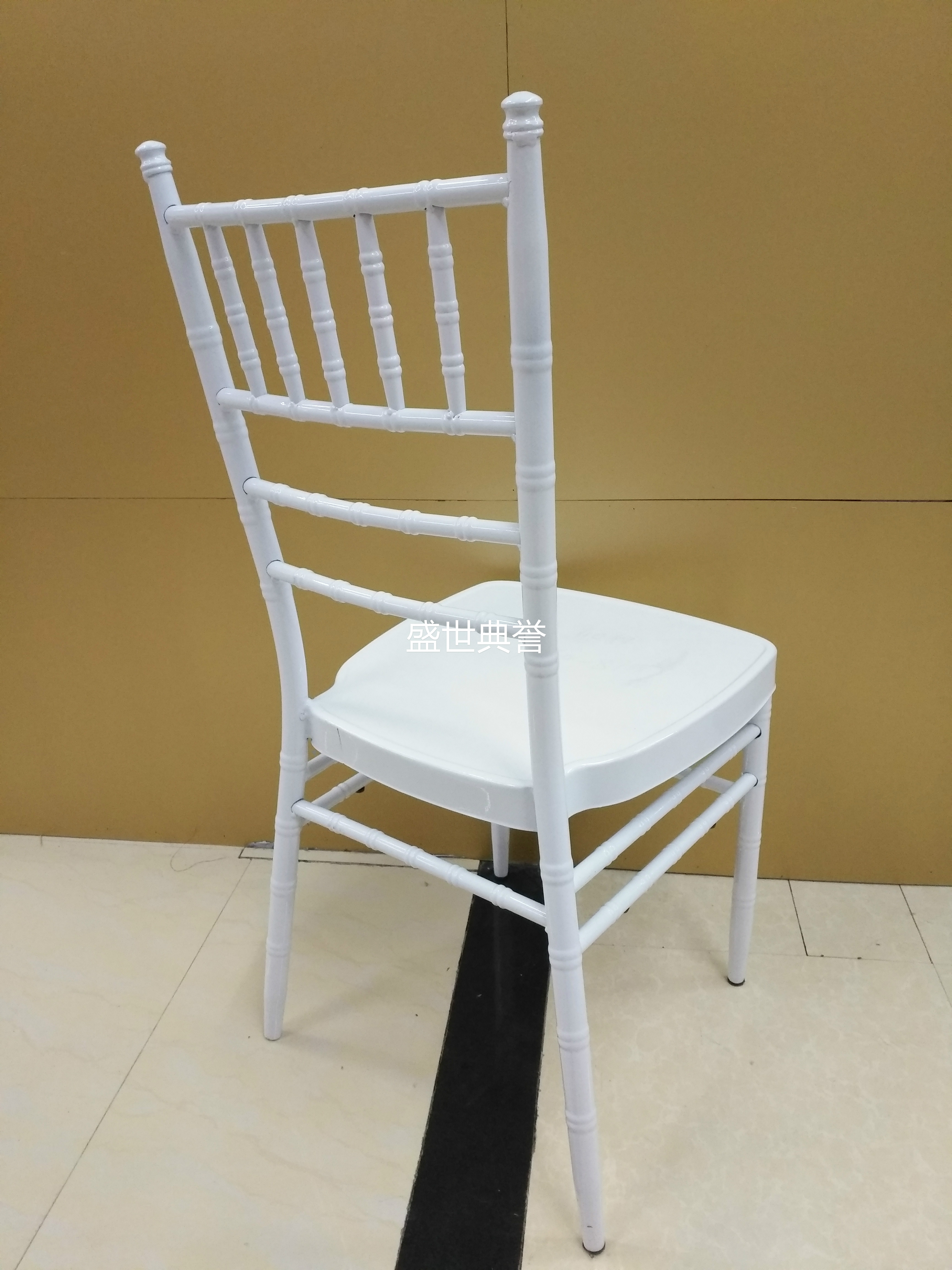 Tianjin banquet center bamboo chair wedding banquet metal folding chair foreign trade outdoor wedding party dining chair