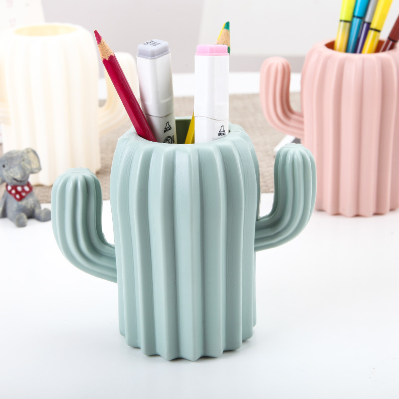 Plastic Creative Fashion Pen Container Study Conference Room Decoration Anti-Fall Drop-Resistant Cactus Ball Pen Container Vase