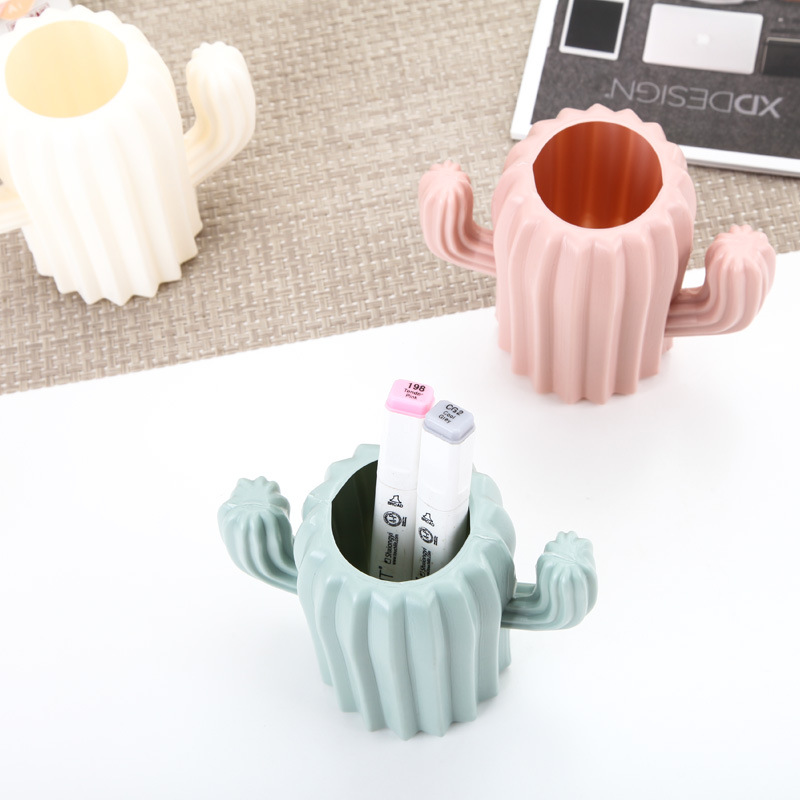 Plastic Creative Fashion Pen Container Study Conference Room Decoration Anti-Fall Drop-Resistant Cactus Ball Pen Container Vase