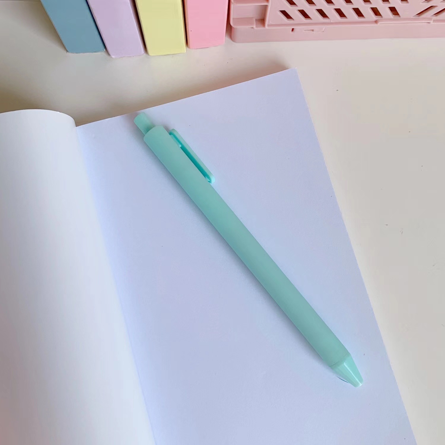 INS Macaron Color Pressing Pen Black Gel Pen Student School Gifts 0.5mm Quick-Drying Ball Pen Office Stationery