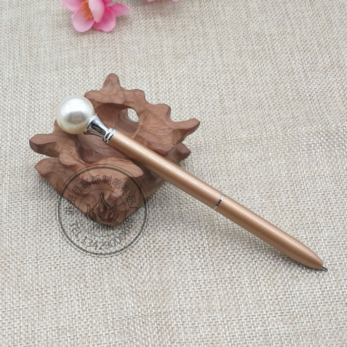 2017 new strange spot wholesale metal ball-point pen high-grade large pearl pen queen magic pole pen 2017 new strange spot wholesale metal ball-point pen high-grade large pearl pen queen magic pole pen