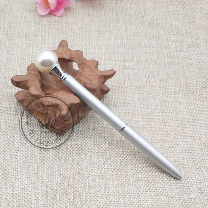 2017 new strange spot wholesale metal ball-point pen high-grade large pearl pen queen magic pole pen 2017 new strange spot wholesale metal ball-point pen high-grade large pearl pen queen magic pole pen