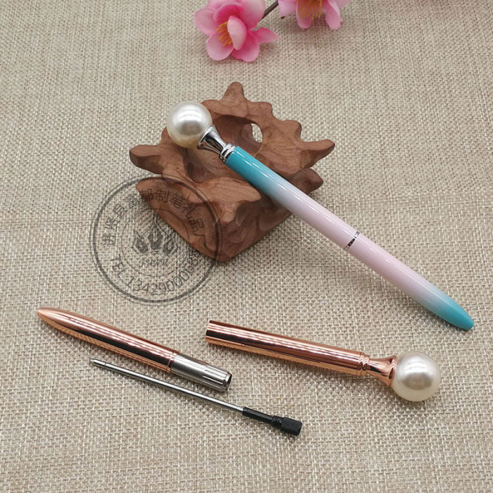 2017 new strange spot wholesale metal ball-point pen high-grade large pearl pen queen magic pole pen 2017 new strange spot wholesale metal ball-point pen high-grade large pearl pen queen magic pole pen