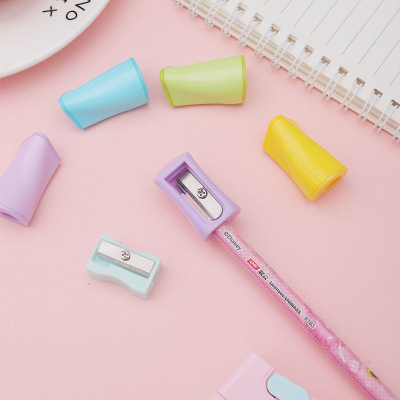 Macaron Color Manual Mini Pencil Sharpener Colored, Small-Sized Single Hole Penknife Plastic Barrel Planer Pen Student 