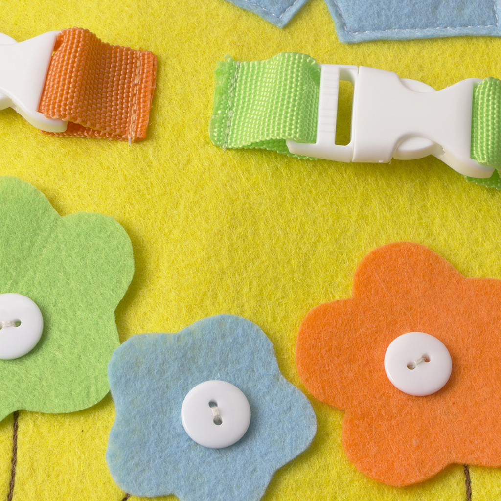New Dressing Learning Board Infant Early Education Felt Busy Board Kindergarten Teaching Aids Children Portable Busy Board