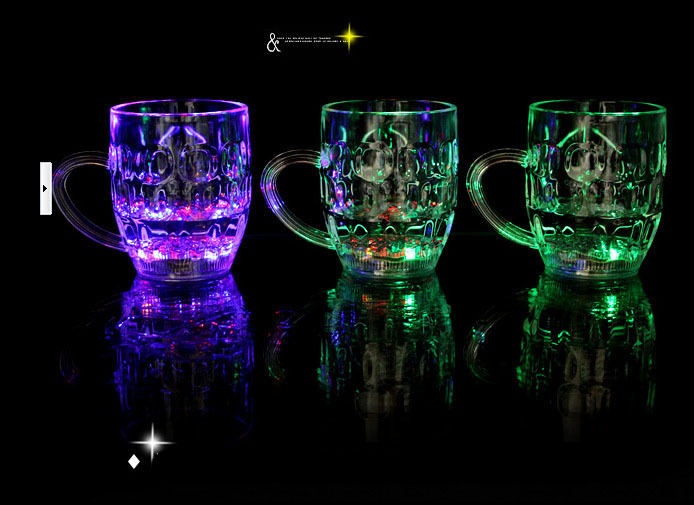 Water Sensing Skull Cup Pouring Water and Bright Luminous Cup Colorful Acrylic Luminous Water Cup New Teqi Toy