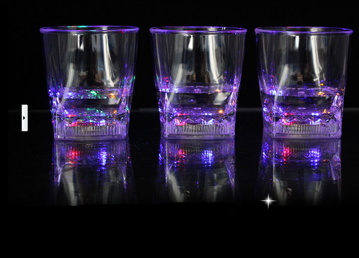 Water Sensing Skull Cup Pouring Water and Bright Luminous Cup Colorful Acrylic Luminous Water Cup New Teqi Toy