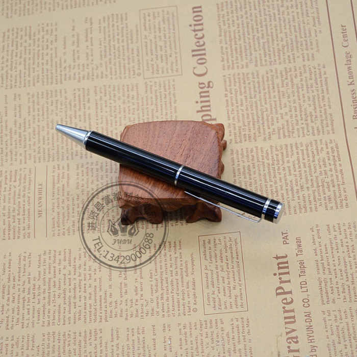 Custom PU card case (card holder) key chain metal ball-point pen office gift set Custom PU card case (card holder) key chain metal ball-point pen office gift set
