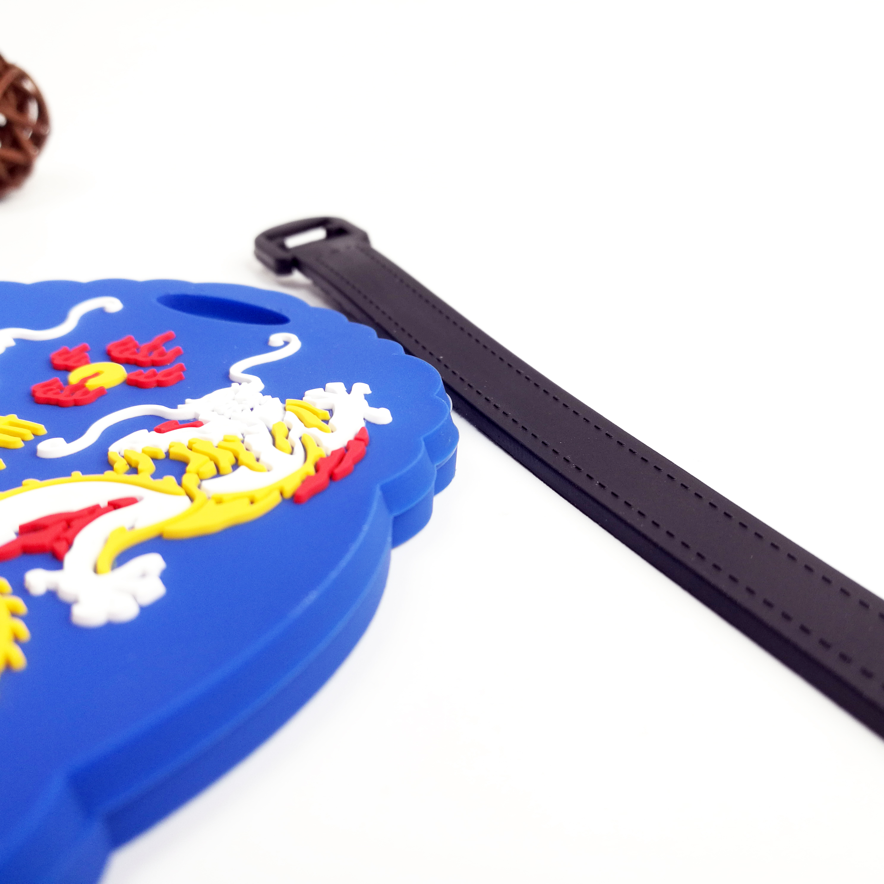 Cartoon video hand big secret agent luggage card case PVC plastic dripping rubber luggage pendant Cartoon video hand big secret agent luggage card case PVC plastic dripping rubber luggage pendant
