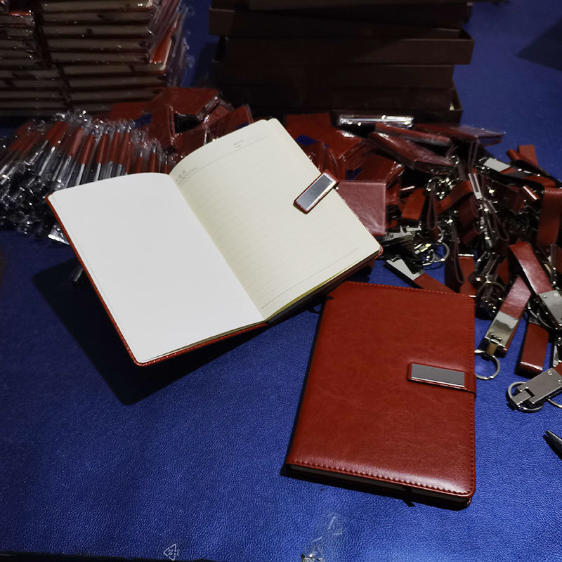 Notebook Pack Business Card Case Keychain Leather Pen Notepad Enterprise Event Gift Notebook Gift Set Notebook Pack Business Card Case Keychain Leather Pen Notepad Enterprise Event Gift Notebook Gift Set