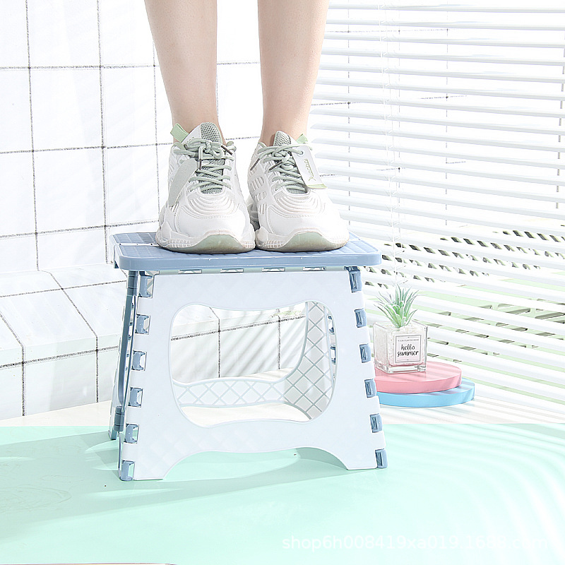 Portable Plastic Folding Stool Adult Home Use Mini Low Stool Outdoor Fishing Small Bench Children's Portable Small Chair
