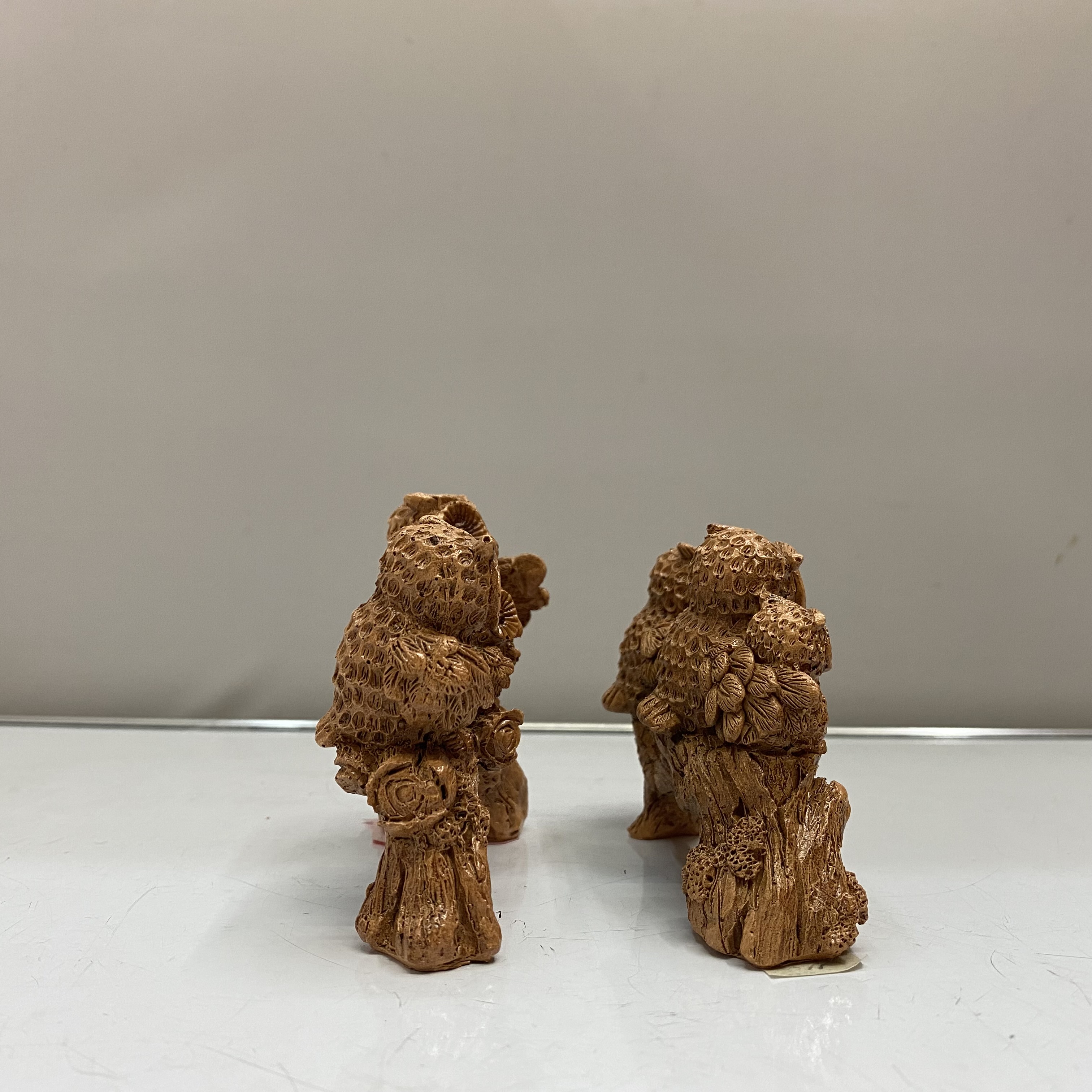 Resin Crafts Modern Creative Fun Imitation Wood Color Owl Home Decoration Technology Gift Factory Direct Sales Resin Crafts Modern Creative Fun Imitation Wood Color Owl Home Decoration Technology Gift Factory Direct Sales