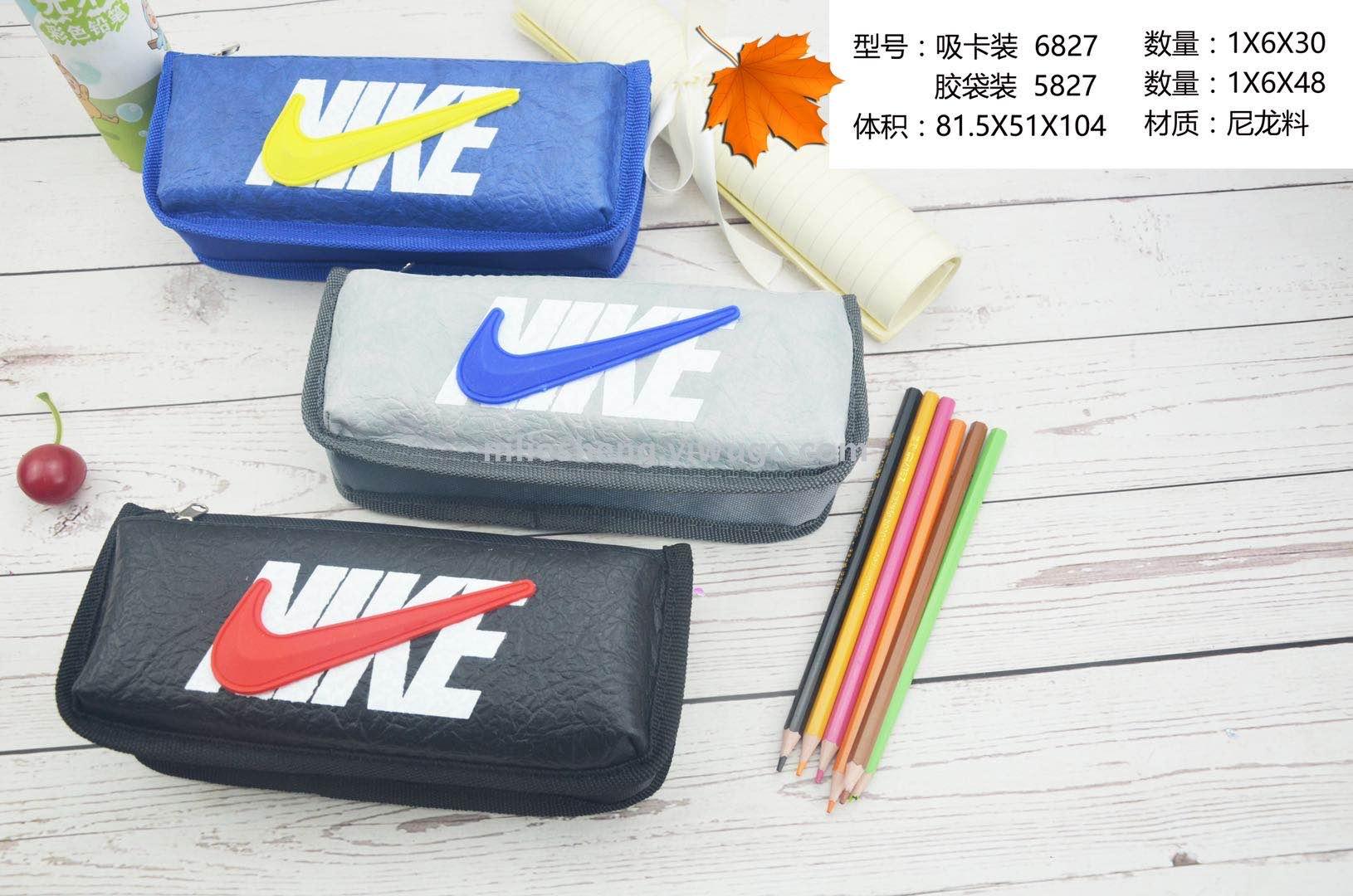 Cartoon pen bag in large capacity pencil bag nylon material pencil waterproof storage bag storage box hongsheng pencil box opp