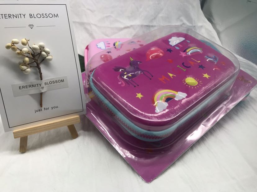 Shuai hang stationery produces cartoon style muslims and popular primary and middle school students pen bag stationery bag color design is various Shuai hang stationery produces cartoon style muslims and popular primary and middle school students pen bag stationery bag color design is various