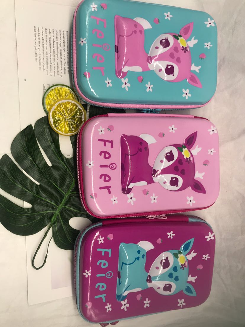 Shuai hang stationery produces cartoon style muslims and popular primary and middle school students pen bag stationery bag color design is various