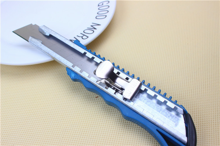 Color Metal Paper Cutter Wallpaper Knife Factory Direct Sales Art Knife Hand Push Large Utility Knife Color Metal Paper Cutter Wallpaper Knife Factory Direct Sales Art Knife Hand Push Large Utility Knife