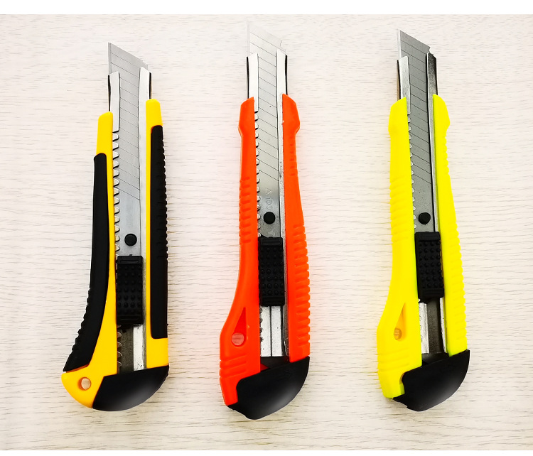 Factory Direct Sales Utility Knife Wholesale Large Industrial Wallpaper Blade 18mm 223 Heavy Duty 286 Art Knife Rack Factory Direct Sales Utility Knife Wholesale Large Industrial Wallpaper Blade 18mm 223 Heavy Duty 286 Art Knife Rack