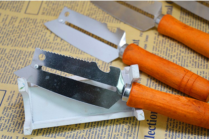 Stainless steel, the multi - purpose peeler cane fruit grater handle peeling knife fish scale grater kitchen utility Stainless steel, the multi - purpose peeler cane fruit grater handle peeling knife fish scale grater kitchen utility