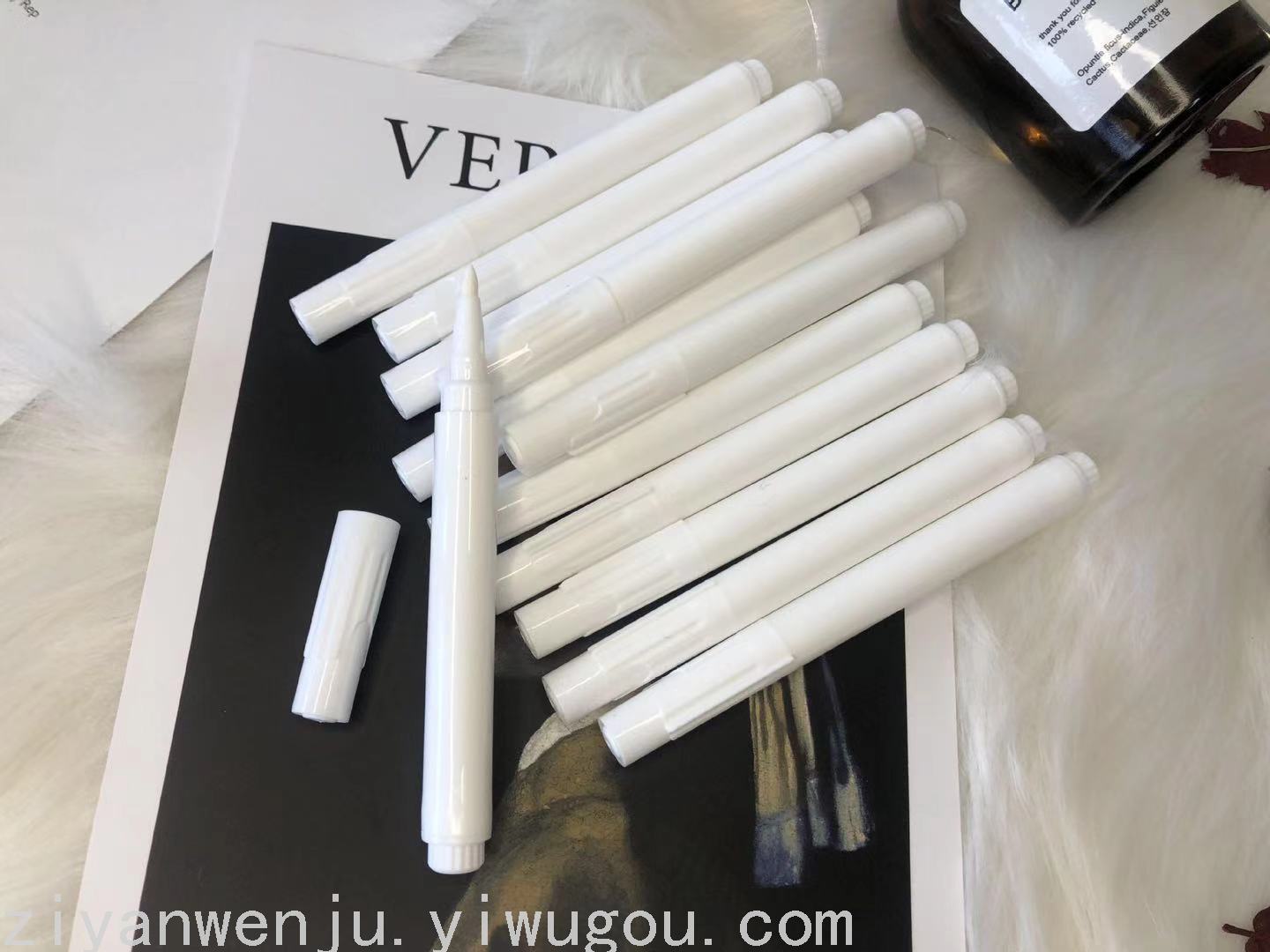 Cross-Border Whiteboard Marker Erasable Blackboard Pen Logo-Free White Liquid Chalk Water-Based Dust-Free Chalk