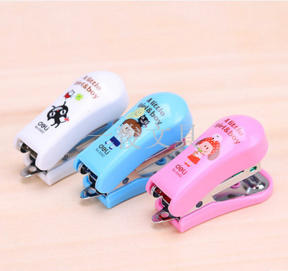 Portable mini cartoon stapler