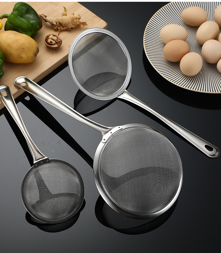 304 Stainless Steel Thickened Large Household Kitchen Strainer Colander Soybean Milk Mesh Sieve Fried Hot Pot Spoon Pasta Spoon 304 Stainless Steel Thickened Large Household Kitchen Strainer Colander Soybean Milk Mesh Sieve Fried Hot Pot Spoon Pasta Spoon