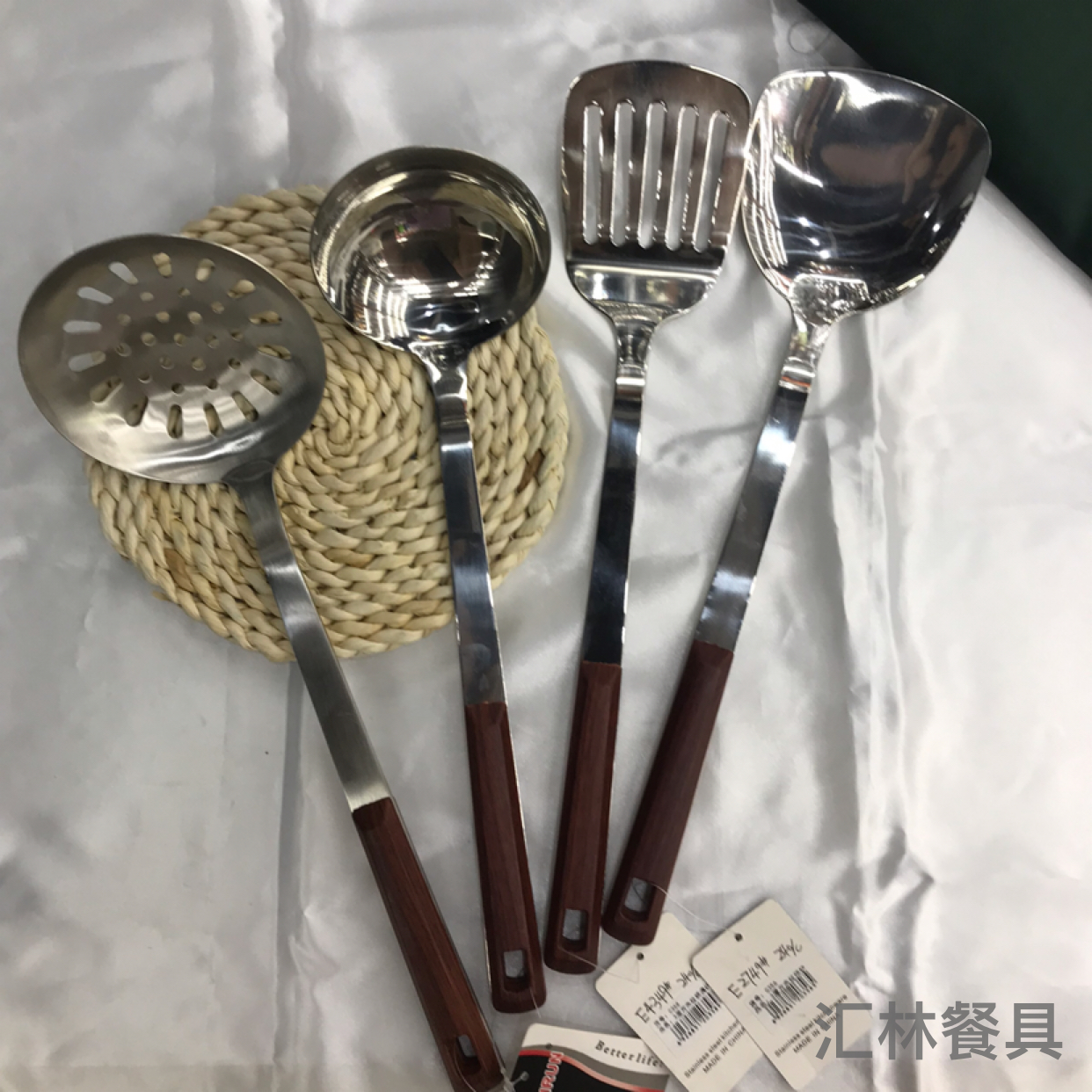 Stainless Steel Kitchenware 3cm Square Wood Grain Handle Porridge Colander Spatula Flat Shovel Long Tongue Spoon Hotel Dedicated for Customization