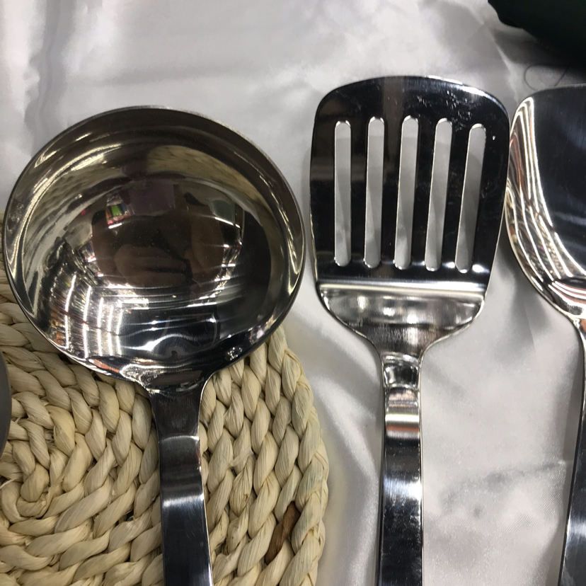 Stainless Steel Kitchenware 3cm Square Wood Grain Handle Porridge Colander Spatula Flat Shovel Long Tongue Spoon Hotel Dedicated for Customization Stainless Steel Kitchenware 3cm Square Wood Grain Handle Porridge Colander Spatula Flat Shovel Long Tongue Spoon Hotel Dedicated for Customization