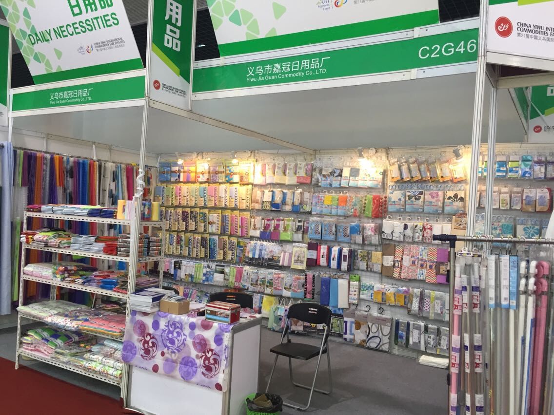 All polyester small curtain, diamond dot fabric, printed small curtain, penguin pattern, waterproof and mildew proof