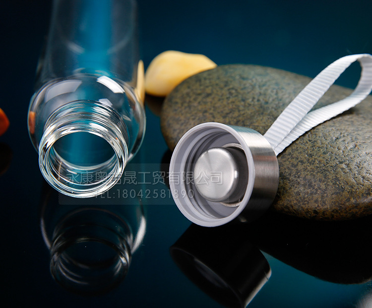 Factory Supply High Temperature Resistant Fashion Water Cup Portable Sports Water Bottle Creative Glass Cup Tea Cup Glass Logo