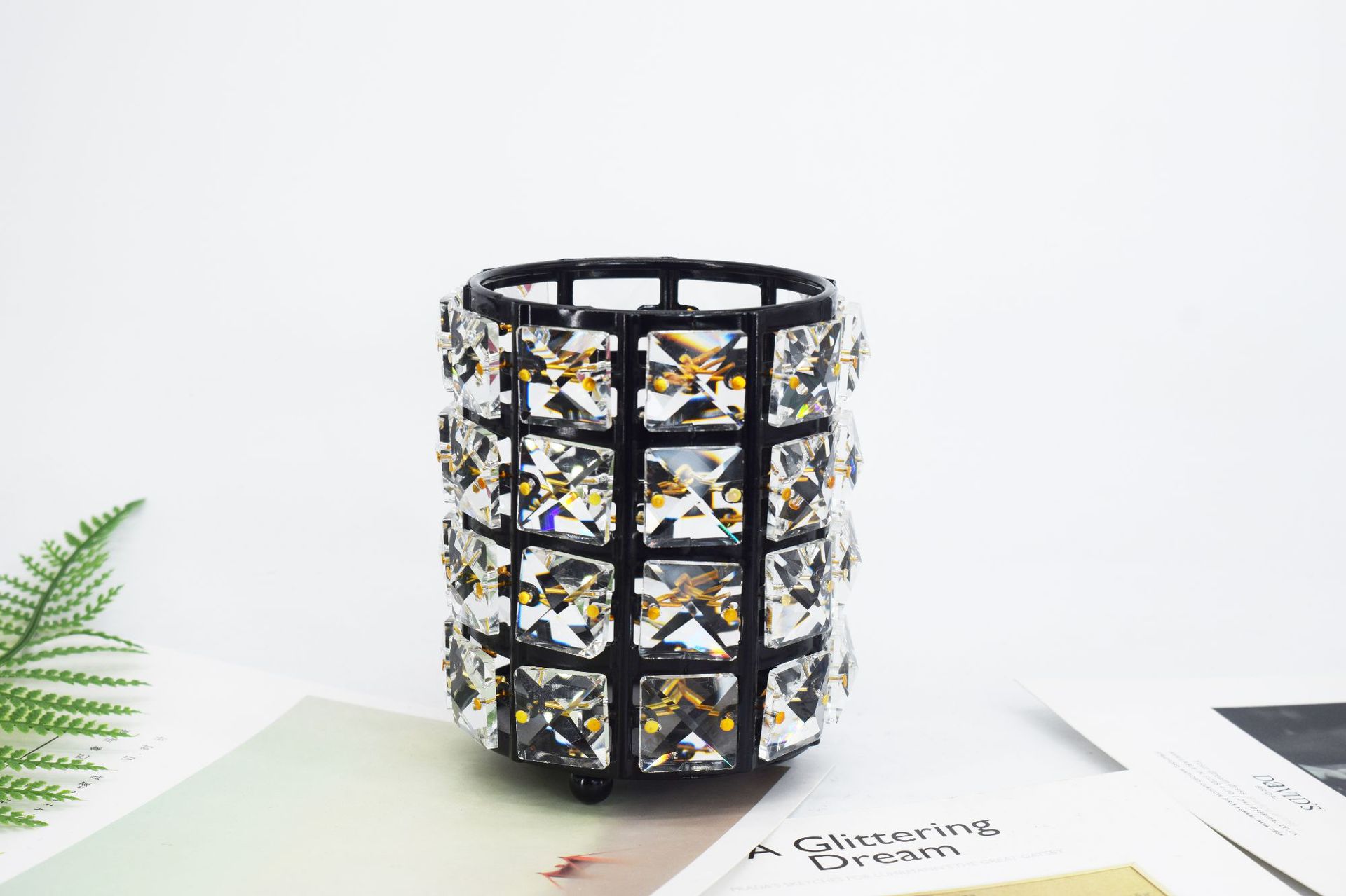 Cosmetics Storage Bucket European Crystal Pen Holder Nail Metal Crafts Wedding Celebration Decoration Props