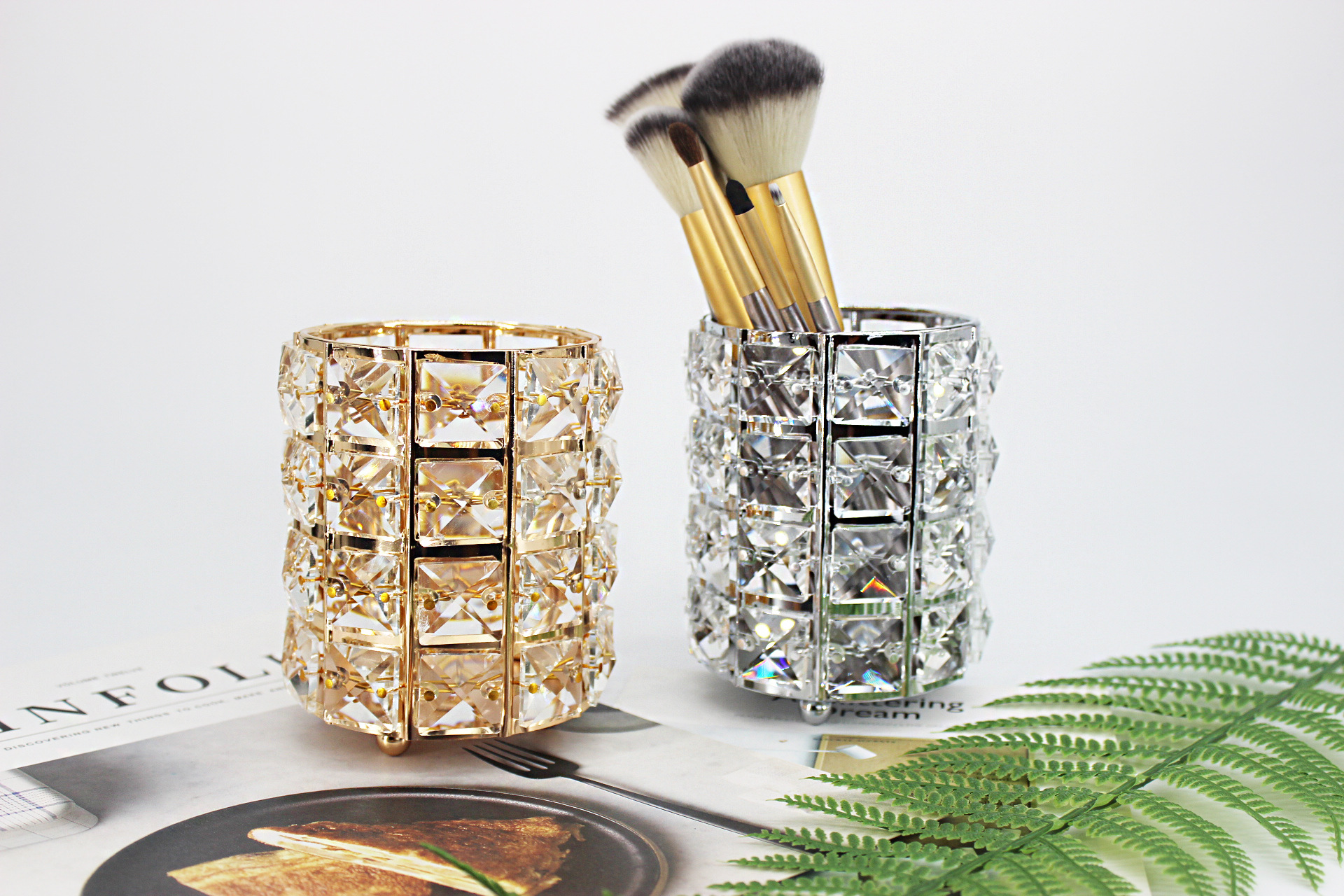 Cosmetics Storage Bucket European Crystal Pen Holder Nail Metal Crafts Wedding Celebration Decoration Props