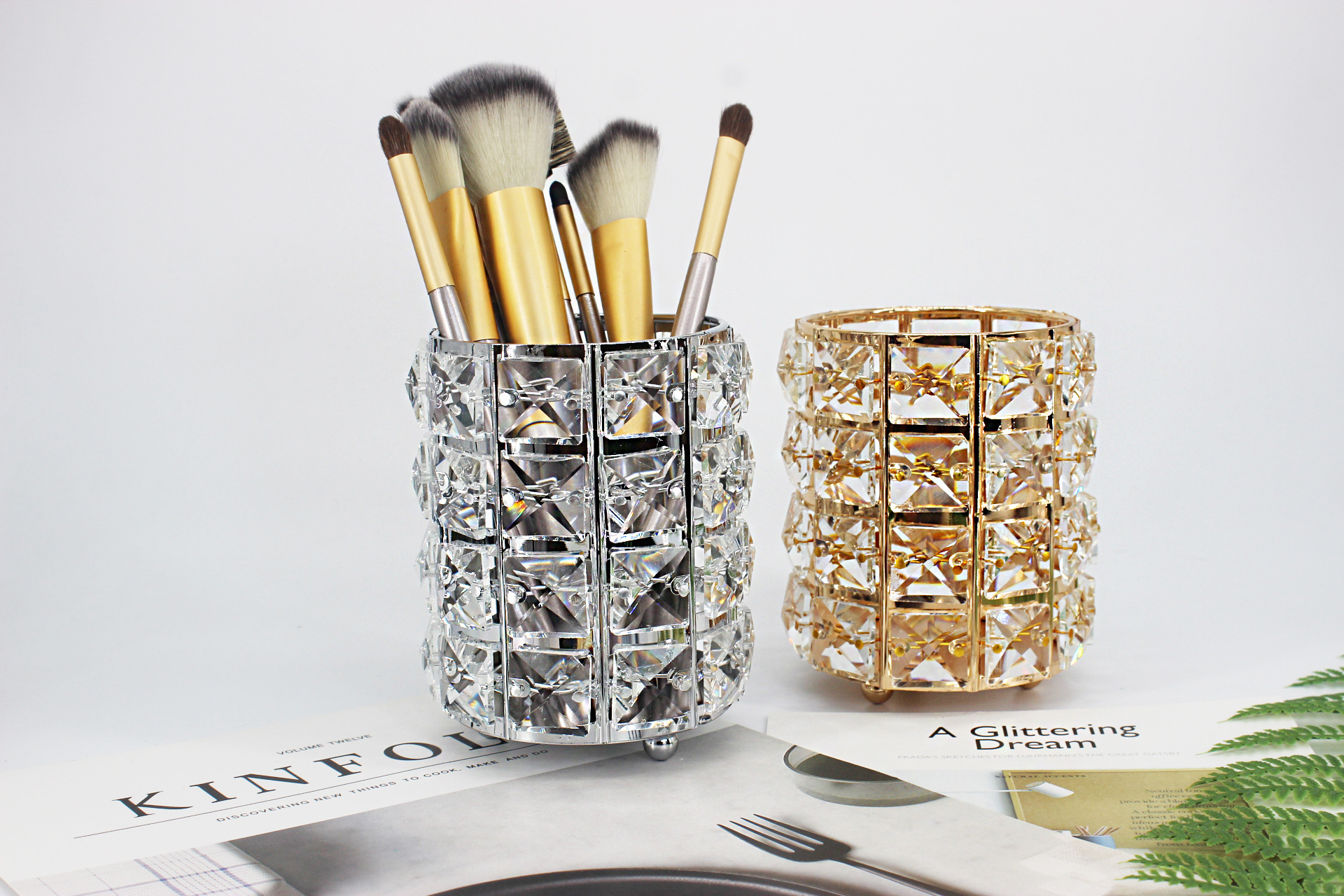 Cosmetics Storage Bucket European Crystal Pen Holder Nail Metal Crafts Wedding Celebration Decoration Props