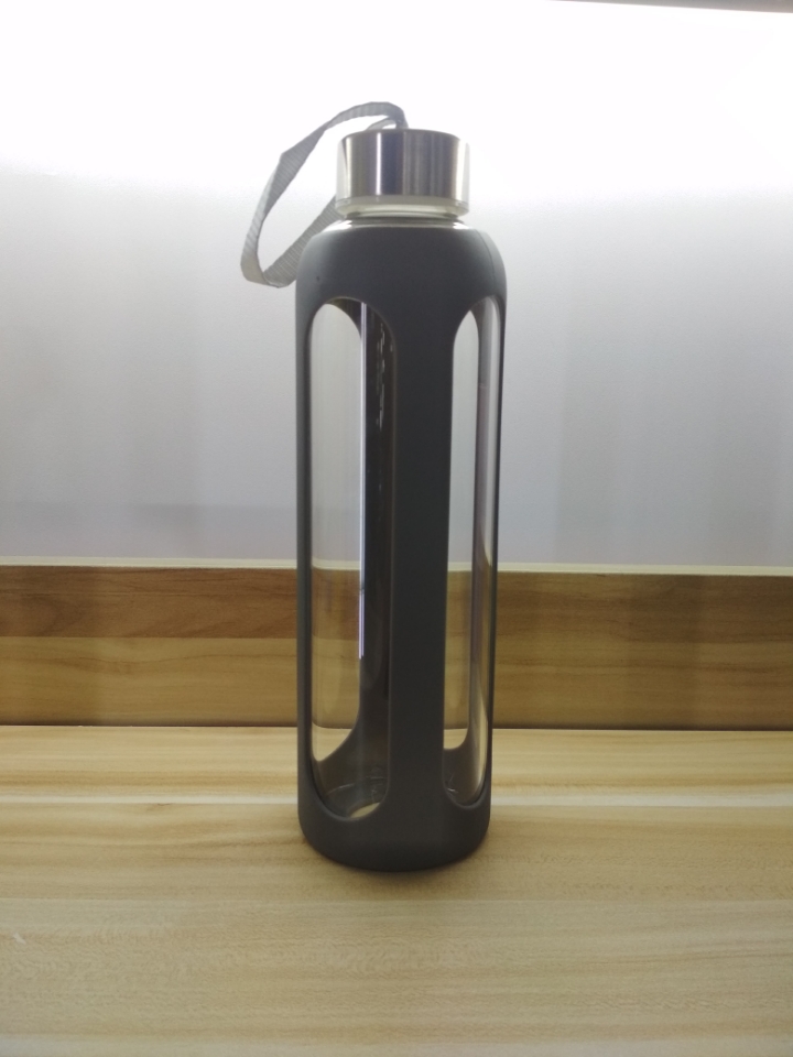 Glass Cup High Borosilicate Glasses Silicone Glass Cup Rope Holding Glass Cup 550ml Glass Cup