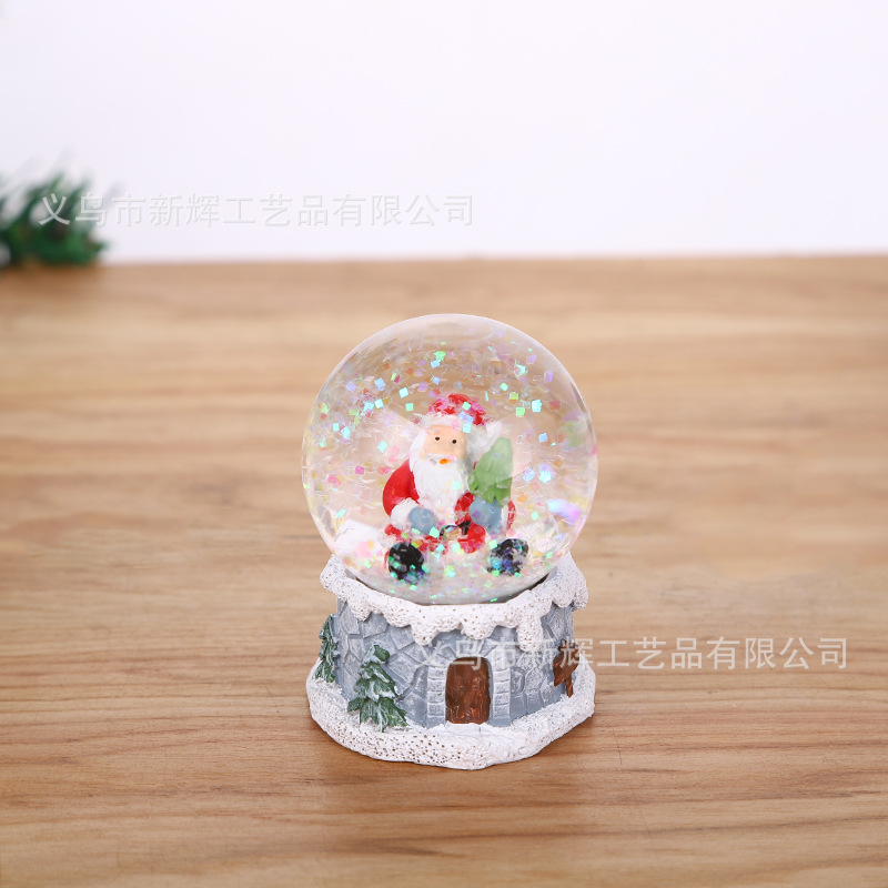 A Variety of Different Sizes Christmas Crystal Ball Christmas Gift Resin Crafts Christmas Ornament Festival Celebration Ceremony Products