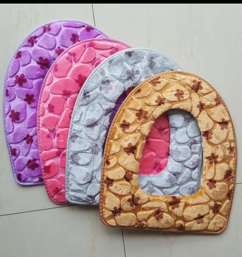 Daily Necessities Toilet Mat Super Soft Toilet Seat Cover Toilet Seat Cushion Four Seasons Toilet Mat Daily Necessities Toilet Mat Super Soft Toilet Seat Cover Toilet Seat Cushion Four Seasons Toilet Mat