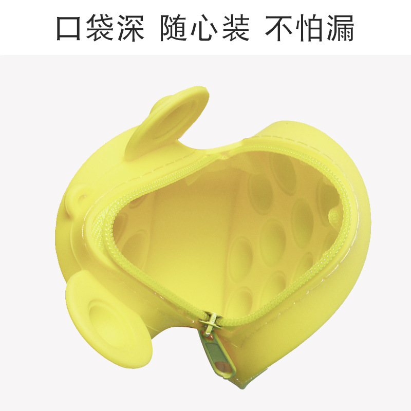 Amazon Hot Deratization Pioneer Silicone Coin Purse Keychain Pendant Decompression Squeezing Toy Storage Bag Wholesale