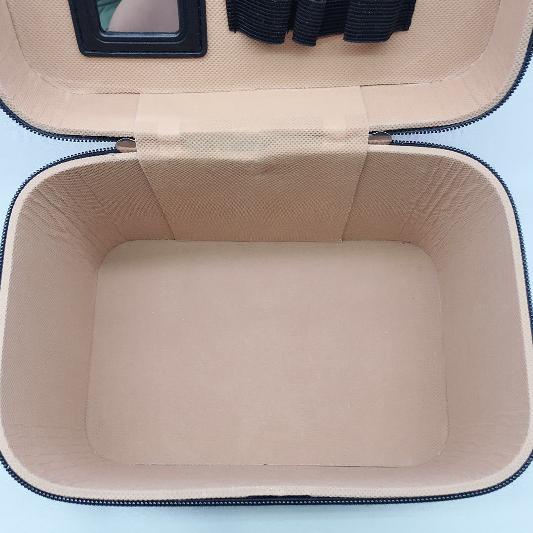 Factory Direct Sales Multifunctional Fish Scale Laser Square Cosmetic Case Three-Piece Portable Cosmetic Bag Waterproof Storage Bag Factory Direct Sales Multifunctional Fish Scale Laser Square Cosmetic Case Three-Piece Portable Cosmetic Bag Waterproof Storage Bag