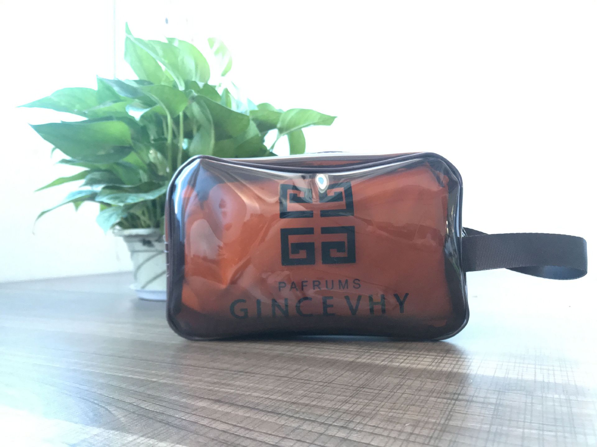 Waterproof PVC Cosmetic Bag Large Capacity Travel Storage Bag PVC Transparent Wash Bag Beach Bag Waterproof PVC Cosmetic Bag Large Capacity Travel Storage Bag PVC Transparent Wash Bag Beach Bag