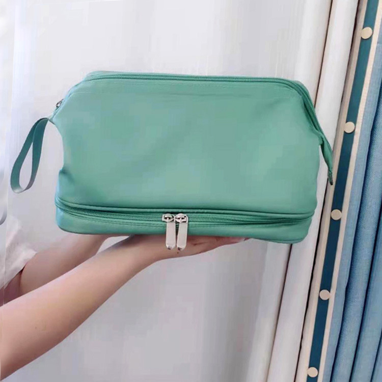 Oversized Cosmetics Storage Bag for Women Portable 2021 New Super Popular Large Capacity Personal Hygiene Bag Travel Simple Cosmetic Bag Oversized Cosmetics Storage Bag for Women Portable 2021 New Super Popular Large Capacity Personal Hygiene Bag Travel Simple Cosmetic Bag